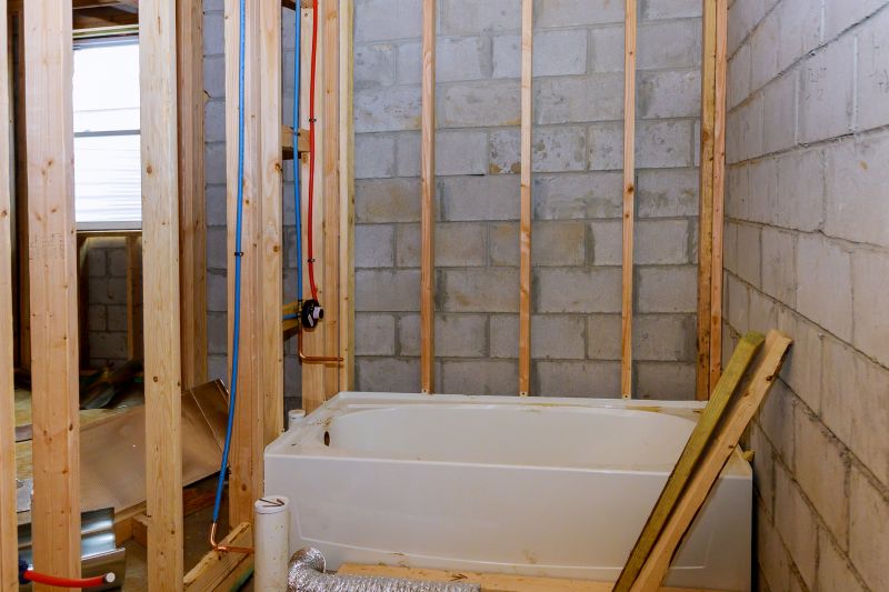 Top Bathtub Installation Companies in Wapakoneta, OH